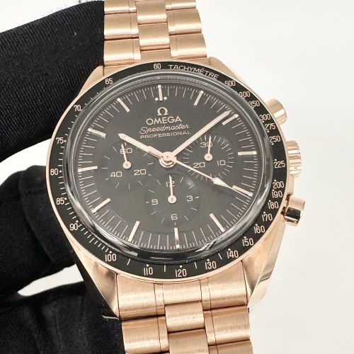 Omega Speedmaster Professional Moonwatch Sedna Gold